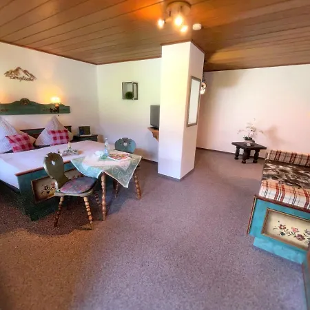 Aparthotel Loiplstueberl 3*