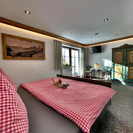 Aparthotel Loiplstueberl 3*