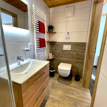 Loiplstueberl Aparthotel 3*