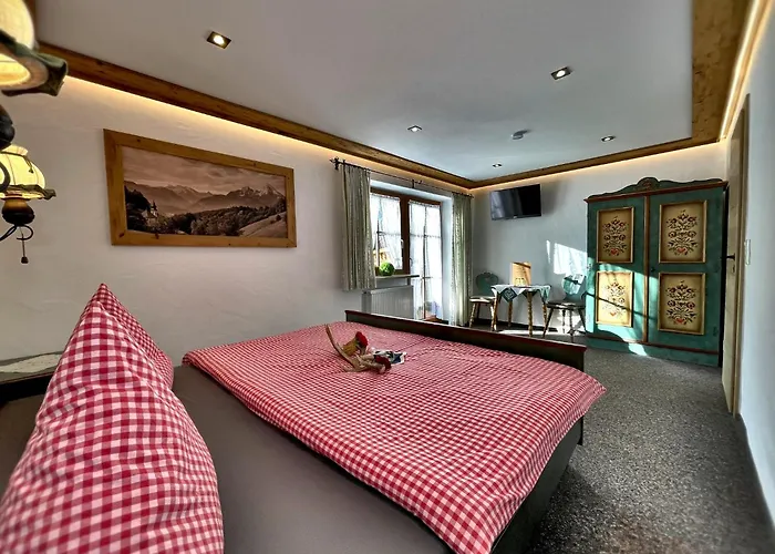 Aparthotel Loiplstüberl 4*